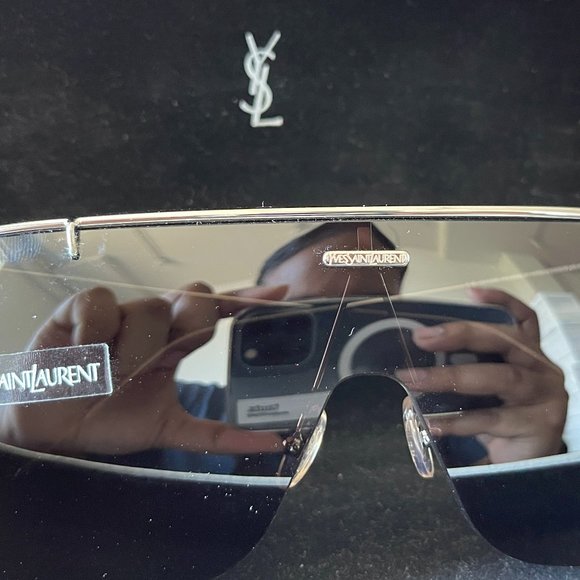 π HOST PICK π Vintage Yves Saint Laurent shields - Picture 3 of 8